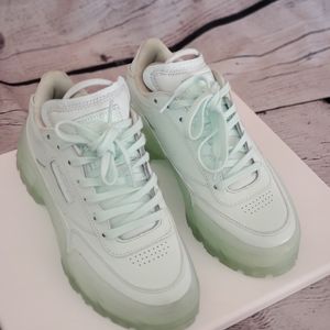 COPY - Reebox Cardi B Aqua Dust size 4.5 Big girl